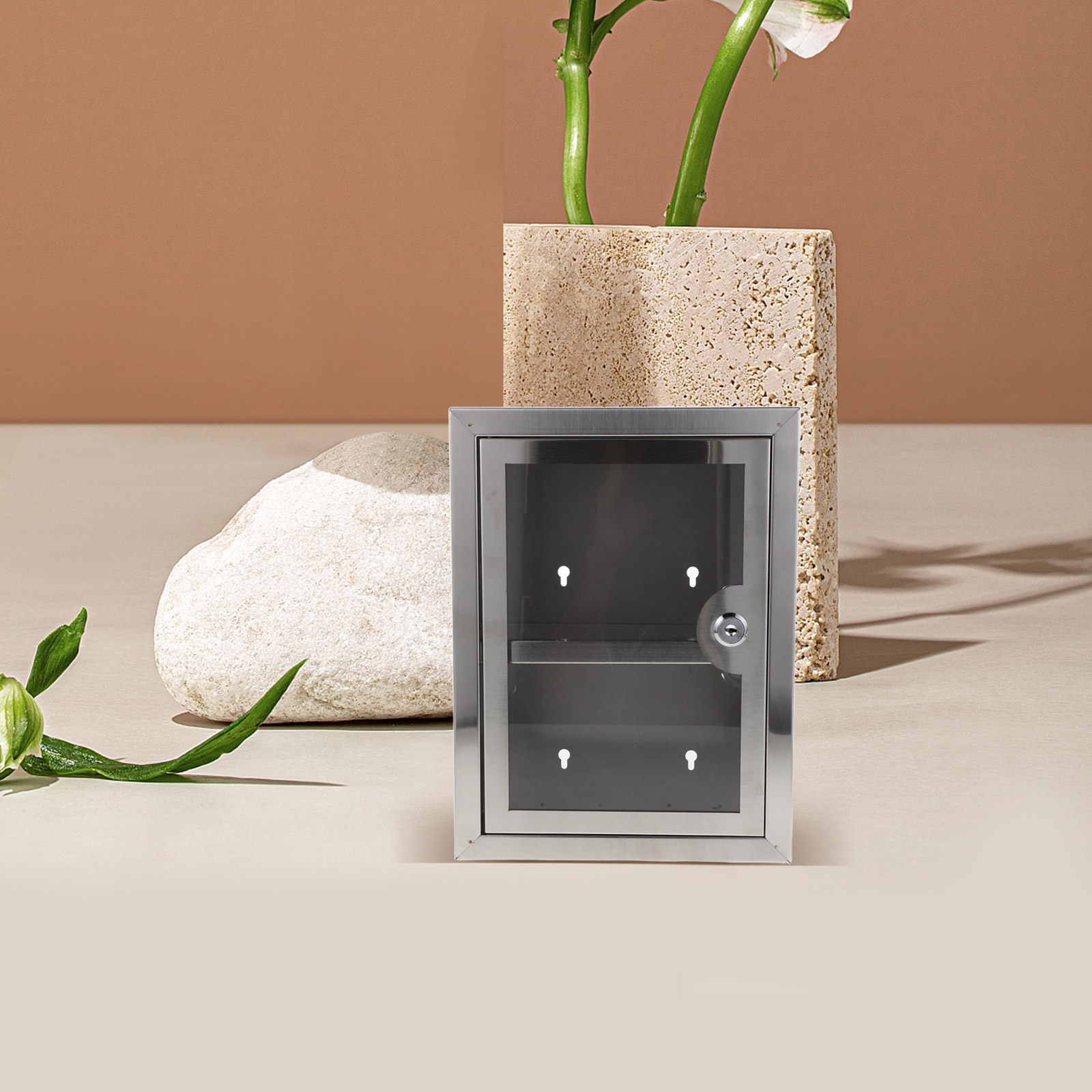 Lockable Metal Wall Cabinet Do - Medicine Cabinet Lock recension och pris